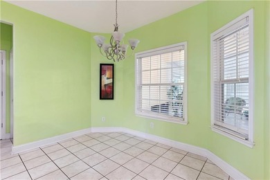 Spacious, beautifully maintained home with private wooded views - photo 10