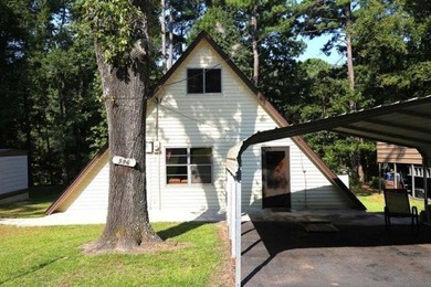 Welcome to this super cozy, cabin feeling, A-frame sitting at - photo 3