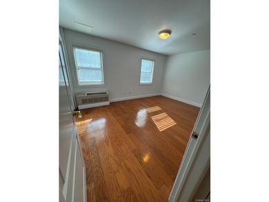 Well maintained 2 Bedrooms 2 Full Baths condo in excellent - photo 6