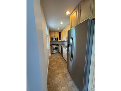 Well maintained 2 Bedrooms 2 Full Baths condo in excellent - photo 10