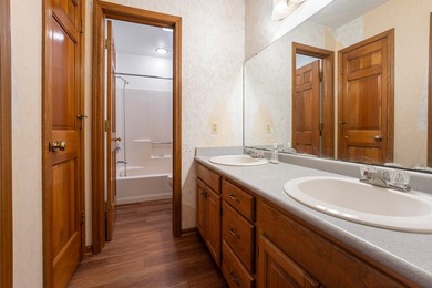 Lovely-One Owner Custom Home placed in the private and ever - photo 14