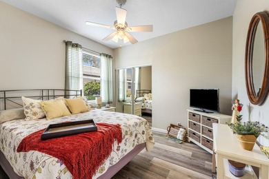 THIS METICULOUSLY MAINTAINED VILLA FLOWS EFFORTLESSLY FROM ROOM - photo 16
