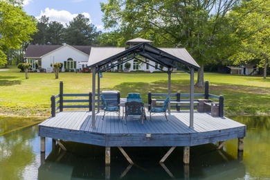 Luxury on 14.5 private acres, this stunning estate offers 5,000 - photo 23