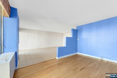 CONTACT DEBRA JACOBS & HALLEY NATKIN COLDWELL BANKER FORT LEE! - photo 33