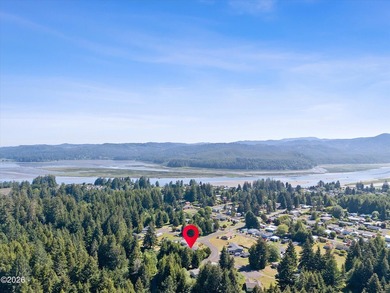 First time on the market! Spacious 2,560 sq ft manufactured home - photo 6