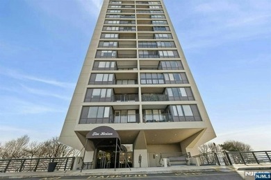 CONTACT DEBRA JACOBS & HALLEY NATKIN COLDWELL BANKER FORT LEE! - photo 46