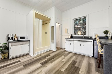 Luxury on 14.5 private acres, this stunning estate offers 5,000 - photo 48