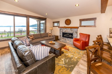 Priest Lake Condo For Sale in Nordman Idaho