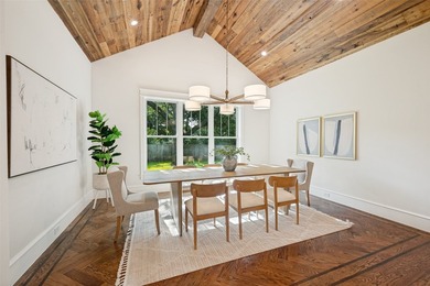 Introducing another exceptional Signature Series home by Thomas - photo 11