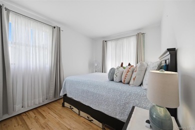 This pristine raised ranch may be just what you're loooking for! - photo 14