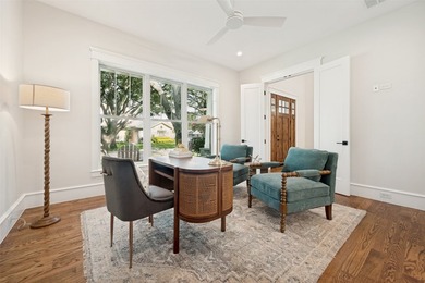 Introducing another exceptional Signature Series home by Thomas - photo 23