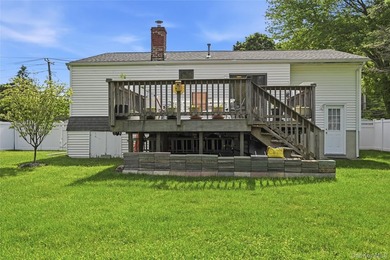 This pristine raised ranch may be just what you're loooking for! - photo 27