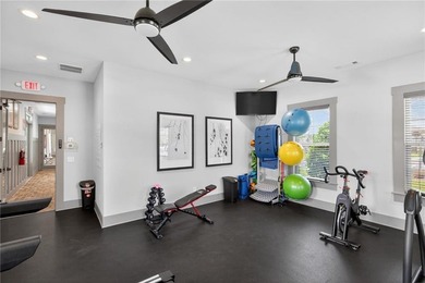 SPECTACULAR 3 BR/ 2 BA FLOORPLAN!!! Welcome to effortless luxury - photo 41