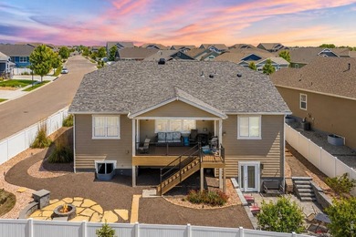 Experience luxury, comfort and Colorado living at its finest in - photo 5