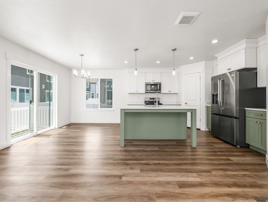 Hardly lived-in and move-in ready, this 4-bedroom, 2.5-bath home - photo 7
