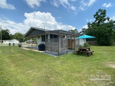 Charming all brick home just minutes from NAS Pensacola, Corry - photo 14