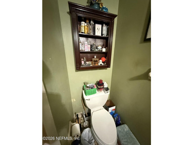 Investor Alert! High-upside potential in Arlington! This classic - photo 17