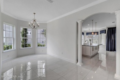 Exquisite Semi-Custom Home in Arbor Mill. Experience - photo 25