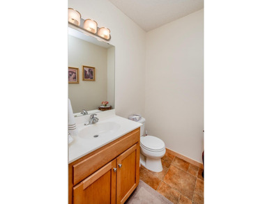Cardinal built and lovingly cared for twin home in Cardinal Way - photo 27