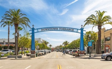 Prime location in downtown Old Torrance - ideal for retail - photo 4