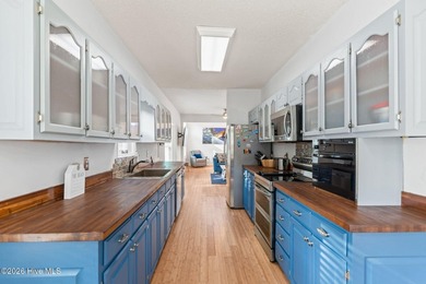 MOTIVATED SELLER! COMPLETELY FURNISHED coastal retreat where - photo 11