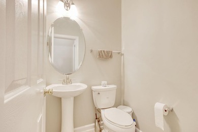 Welcome to this beautifully furnished 3250 Sq Ft, 3 Bedroom, 3.5 - photo 13