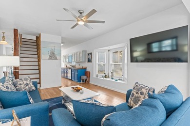MOTIVATED SELLER! COMPLETELY FURNISHED coastal retreat where - photo 17