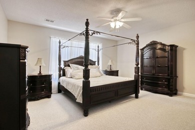 Welcome to this beautifully furnished 3250 Sq Ft, 3 Bedroom, 3.5 - photo 18