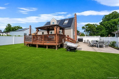 Welcome to this spacious and versatile Cape-style home offering - photo 25