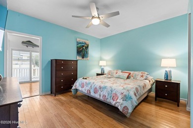 MOTIVATED SELLER! COMPLETELY FURNISHED coastal retreat where - photo 31