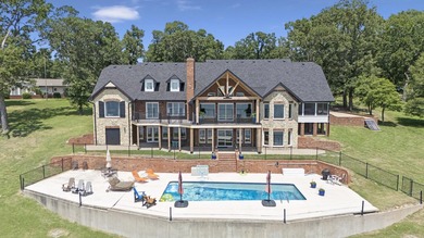 Additional listing photo 1