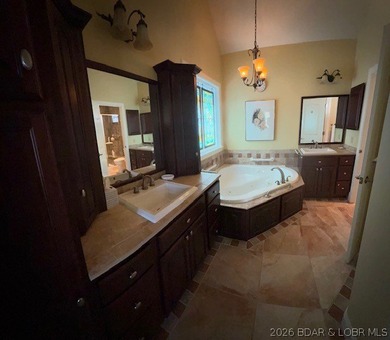 This property has everything that is sought after in a lake home - photo 36