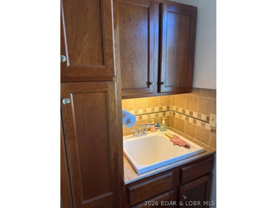 This property has everything that is sought after in a lake home - photo 44