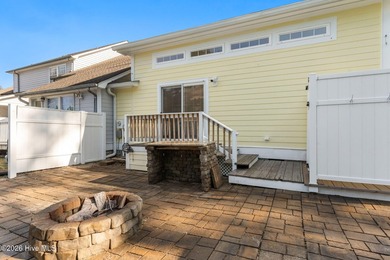 MOTIVATED SELLER! COMPLETELY FURNISHED coastal retreat where - photo 48