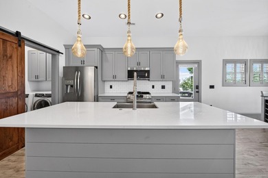 Experience uniquely spectacular views from this exceptional home - photo 18