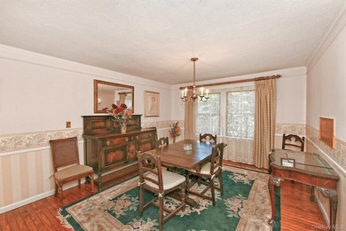 Charming and beautifully maintained 3-bedroom, 2-full-bath home - photo 13