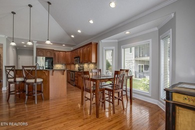 Welcome to 424 Wewoka Circle -- a stunning golf-front home - photo 16