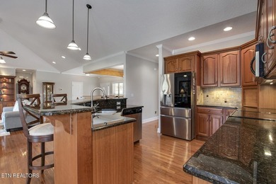 Welcome to 424 Wewoka Circle -- a stunning golf-front home - photo 17