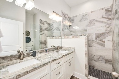 Established income property in Crystal Beach, built in 2018. Has - photo 21