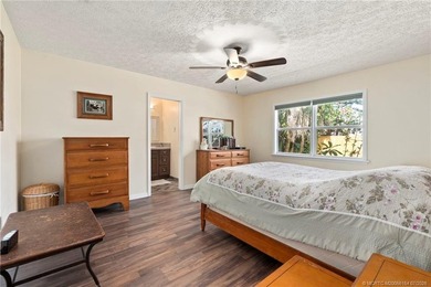 Beautiful 3-bedroom, 2-bath, 2-car garage POOL home in desirable - photo 22
