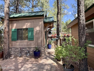 Escape to mountain living in this charming retreat surrounded by - photo 4