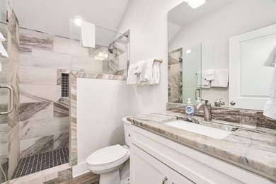 Established income property in Crystal Beach, built in 2018. Has - photo 25
