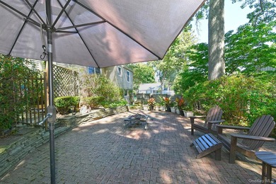 Charming and beautifully maintained 3-bedroom, 2-full-bath home - photo 27