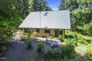Exceptional 16.71-Acre Riverfront Retreat with spectacular 100+ - photo 8