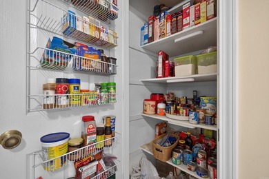 Looking for a one-level home? You've found it! This move-in - photo 30