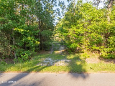 Welcome to 35 Trotters Loop -- a beautiful approximately 4-acre - photo 17