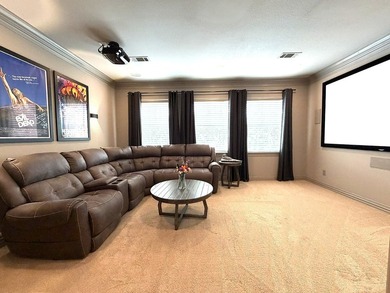 Stunning updated 6 bdrm, 4.5 bath custom home in sought after - photo 25