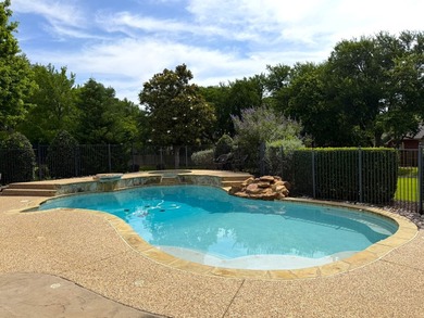 Stunning updated 6 bdrm, 4.5 bath custom home in sought after - photo 32
