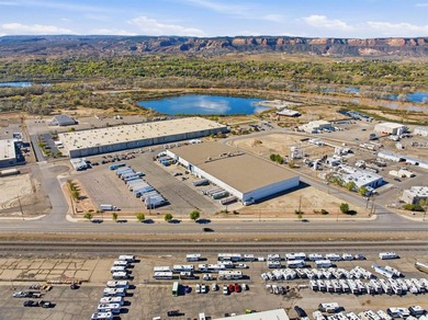 8.27 Acre Property - 101,943 SF Distribution Warehouse. Yard - photo 3