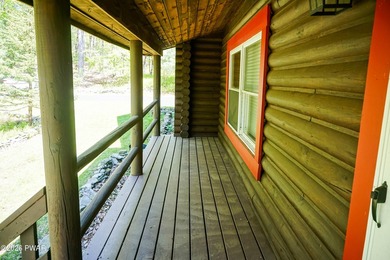 LARGE LOG HOME NESTLED IN A HIGHLY DESIRABLE COMMUNITY JUST - photo 3